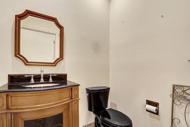 13308 Verdun Dr, Palm Beach Gardens, FL 33410 - bathroom with vanity and toilet