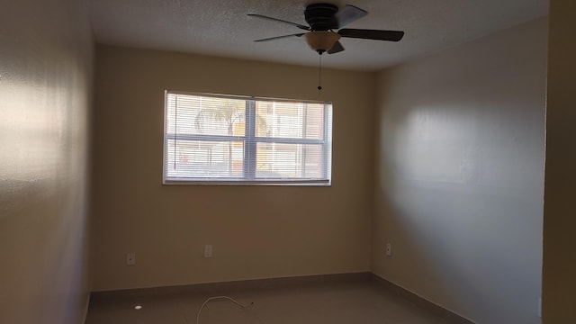 3710 NW 21st St Unit 214, Lauderdale Lakes, FL 33311 - spare room featuring a ceiling fan