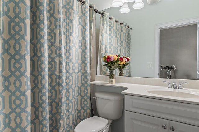 801 SW Classico Ct, Port Saint Lucie, FL 34986 - full bath featuring vanity and a shower with curtain