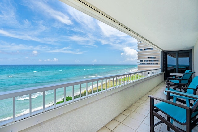 5280 N Ocean Dr Unit 3B, Singer Island, FL 33404 - balcony featuring view of water and beach