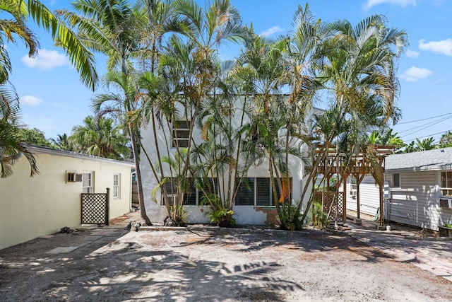 4621 N Ocean Blvd, Boynton Beach, FL 33435 - view of front of property featuring stucco siding
