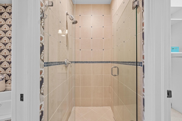 326 Tuxedo Ln, West Palm Beach, FL 33401 - bathroom featuring a stall shower