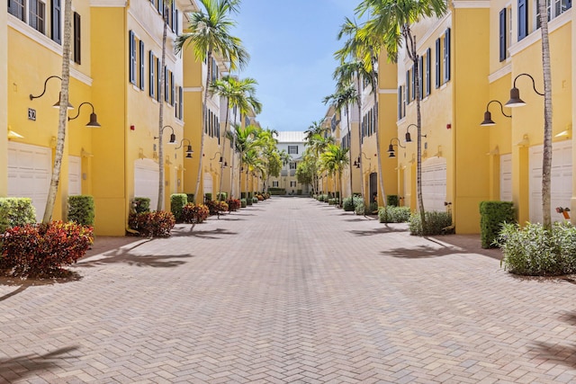 326 Tuxedo Ln, West Palm Beach, FL 33401 - view of decorative alley featuring a residential view and street lighting