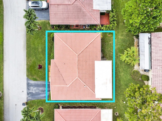 1261 NW 44th St, Deerfield Beach, FL 33064 - aerial view of property's location with property parcel outlined