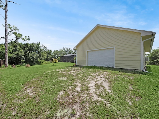 5301 Bald Cypress Trl, Fort Pierce, FL 34951 - detached garage featuring dirt driveway