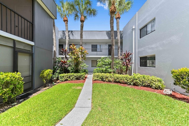 15054 Ashland Way Unit 84, Delray Beach, FL 33484 - view of property's community featuring a yard
