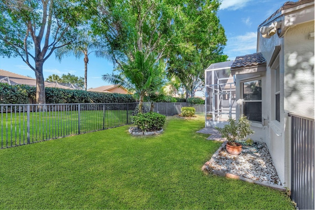 7937 Sonora St, Boynton Beach, FL 33437 - fenced backyard featuring glass enclosure