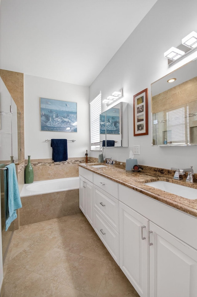 10853 Royal Caribbean Cir, Boynton Beach, FL 33437 - full bath featuring double vanity and a garden tub