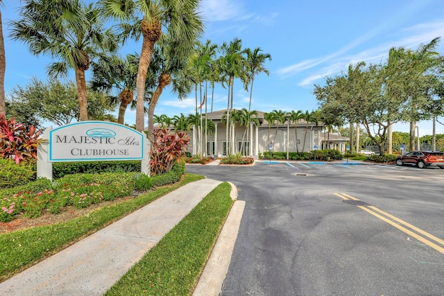 10853 Royal Caribbean Cir, Boynton Beach, FL 33437 - community sign featuring uncovered parking