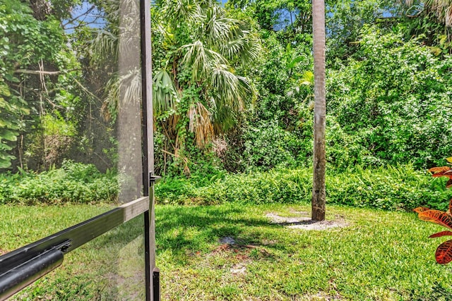 5610 Coach House Cir Unit C, Boca Raton, FL 33486 - view of grassy yard