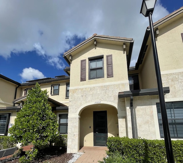 10606 W 33rd Ct, Hialeah, FL 33018 - multi unit property with stone siding and stucco siding