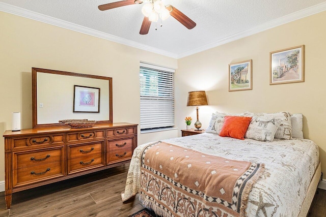6662 Boca Del Mar Dr Unit 118, Boca Raton, FL 33433 - bedroom with wood finished floors, crown molding, a textured ceiling, and a ceiling fan