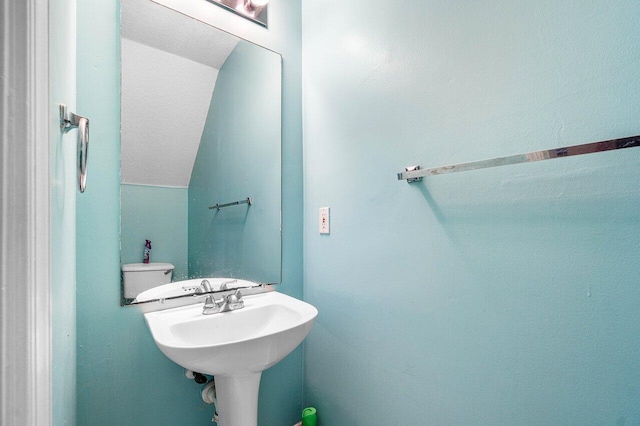 841 Summit Lake Dr, West Palm Beach, FL 33406 - bathroom with a sink