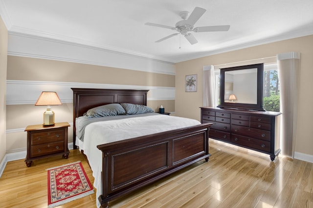 2 Fairway Dr, Boynton Beach, FL 33436 - bedroom featuring light wood-style floors, crown molding, and a ceiling fan