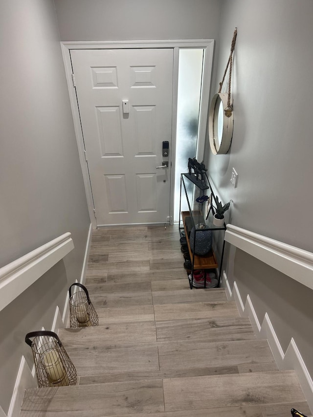 5710 Coach House F Cir Unit F, Boca Raton, FL 33486 - entryway featuring wood finished floors