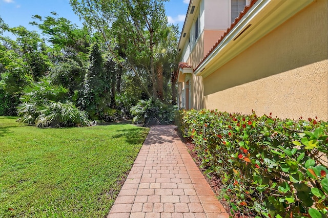 7271 Briella Dr, Boynton Beach, FL 33437 - view of grassy yard