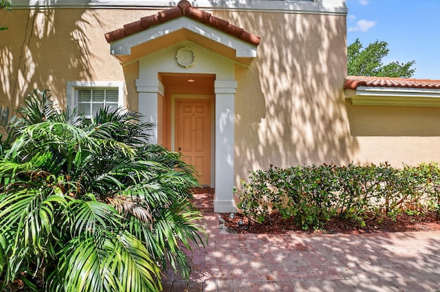 7271 Briella Dr, Boynton Beach, FL 33437 - entrance to property with stucco siding