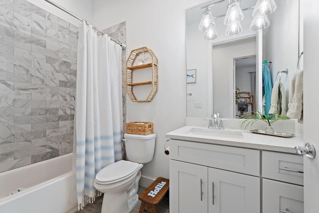 17742 Evangeline Ave, Jupiter, FL 33458 - bathroom featuring vanity and shower / bath combo with shower curtain