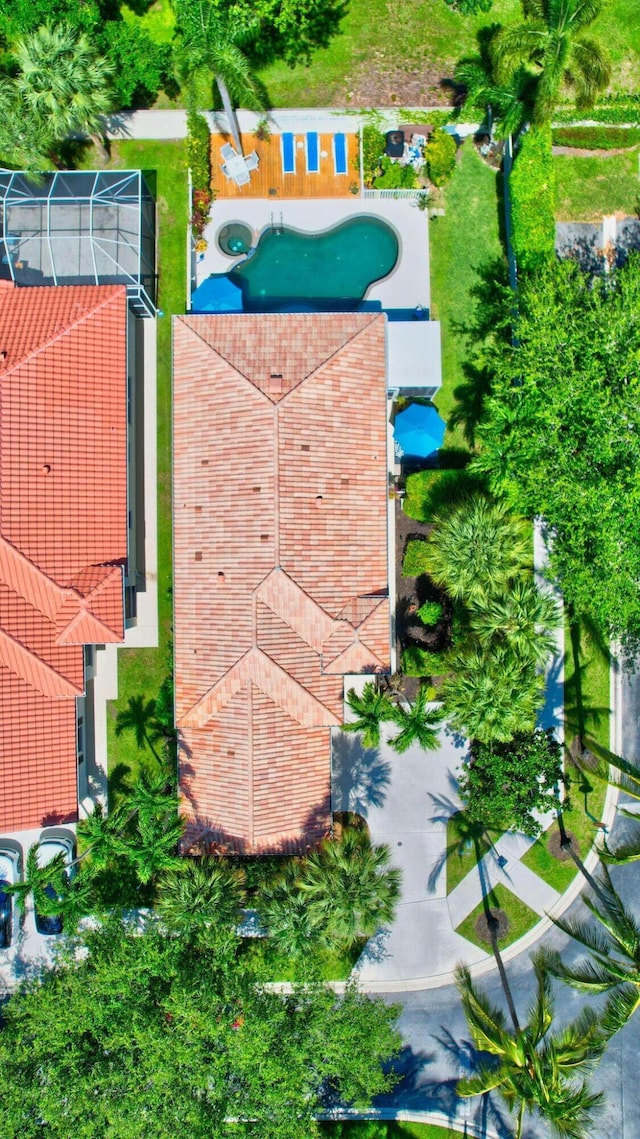 2002 Valencia Dr, Delray Beach, FL 33445 - view from above of property with a pool area