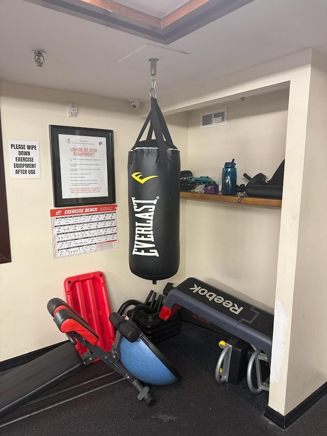 671 NE 195th St Unit 316E, Miami, FL 33179 - view of workout room