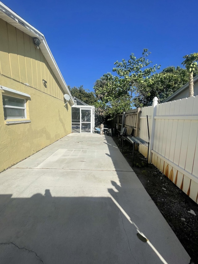 1186 Camprock Rd, West Palm Beach, FL 33417 - view of patio / terrace
