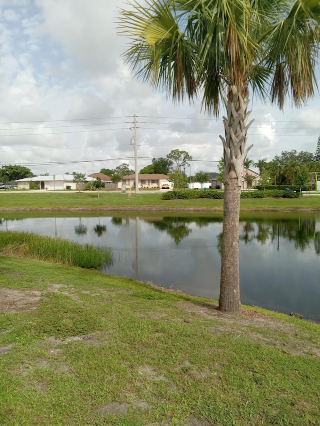 2482 SE Floresta Dr, Port Saint Lucie, FL 34984 - water view