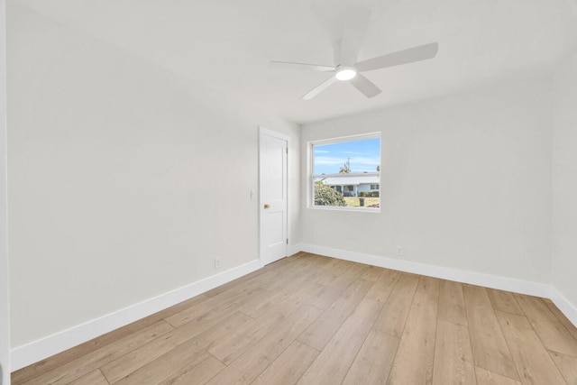 400 Riverside Dr, Palm Beach Gardens, FL 33410 - empty room featuring light wood-type flooring and a ceiling fan