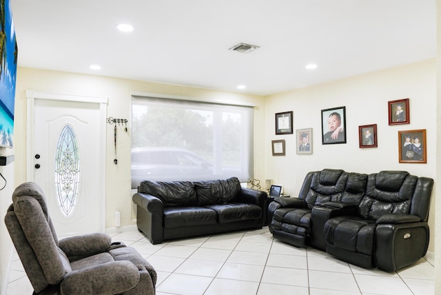 1395 SW 46 Th Ave, Fort Lauderdale, FL 33317 - living area with light tile patterned floors and recessed lighting