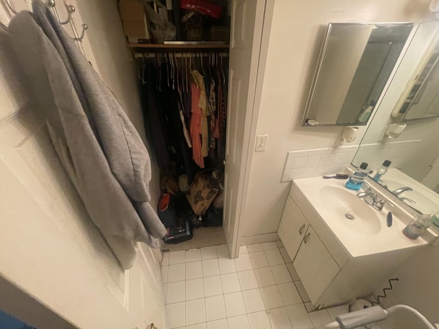 2401 NW 56th Ave Unit 3-103, Lauderhill, FL 33313 - bathroom featuring vanity and tile patterned floors