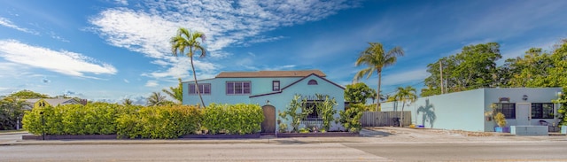624 10th Ave N, Lake Worth Beach, FL 33460 - mediterranean / spanish-style home with stucco siding