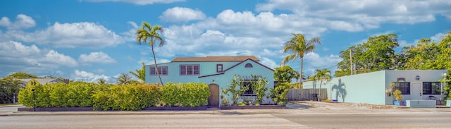 624 10th Ave N, Lake Worth Beach, FL 33460 - mediterranean / spanish home featuring stucco siding