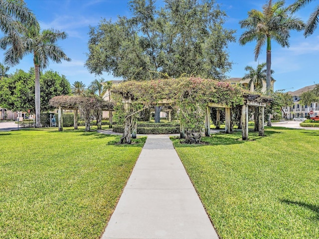 2 Renaissance Way Unit 302, Boynton Beach, FL 33426 - surrounding community featuring a lawn and a gazebo