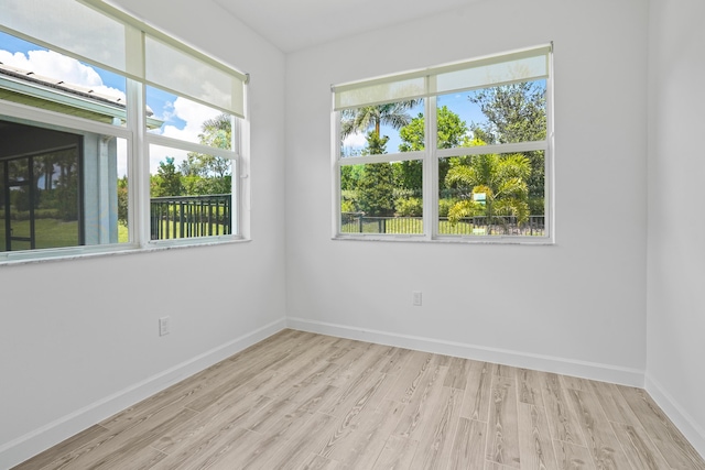 11695 SW Viridian Blvd, Port Saint Lucie, FL 34987 - unfurnished room featuring light wood finished floors and baseboards