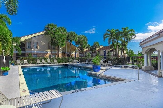 815 W Boynton Beach Blvd Unit 12-106, Boynton Beach, FL 33426 - community pool with a patio