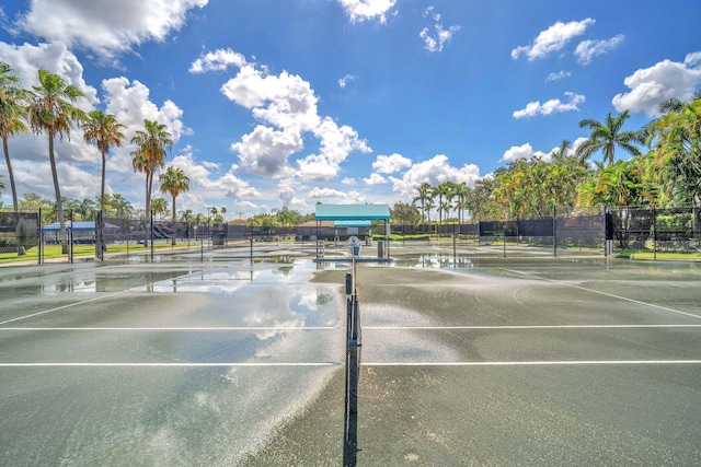 9976 Seacrest Cir Unit D, Boynton Beach, FL 33437 - view of tennis court