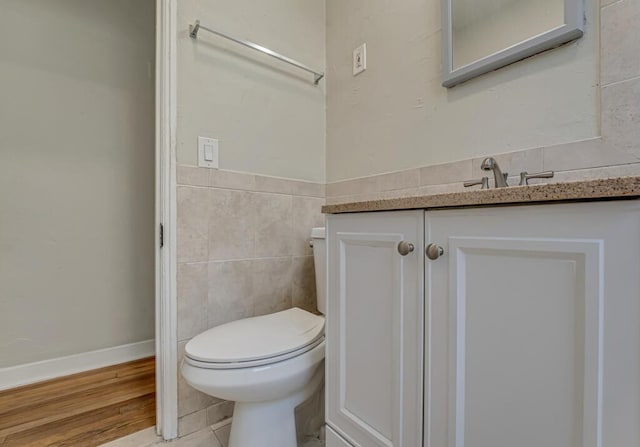 720 N Ocean Breeze, Lake Worth Beach, FL 33460 - bathroom with vanity and tile walls
