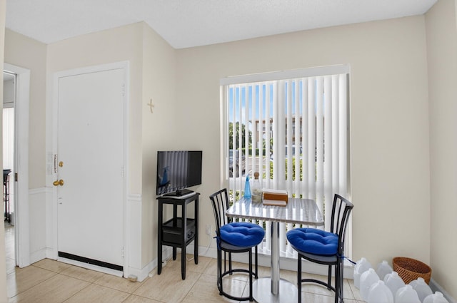13984 Via Flora Unit B, Delray Beach, FL 33484 - dining room featuring baseboards