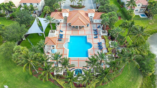 12025 Aviles Cir, Palm Beach Gardens, FL 33418 - drone / aerial view of a pool area