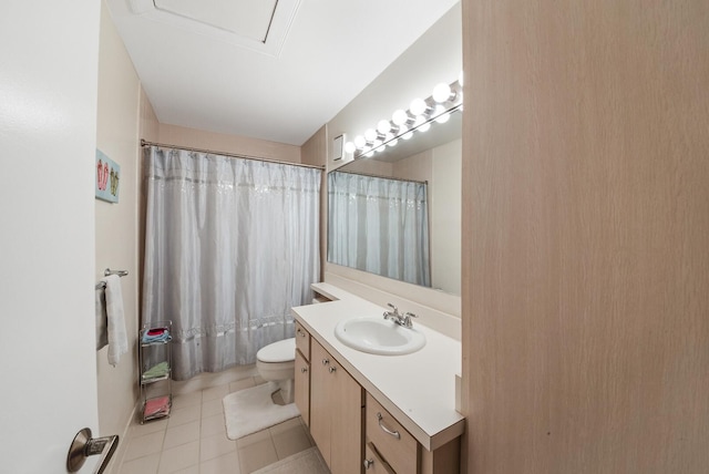 4604 Roxbury Ct, Boynton Beach, FL 33436 - full bath featuring vanity, tile patterned flooring, and a shower with shower curtain