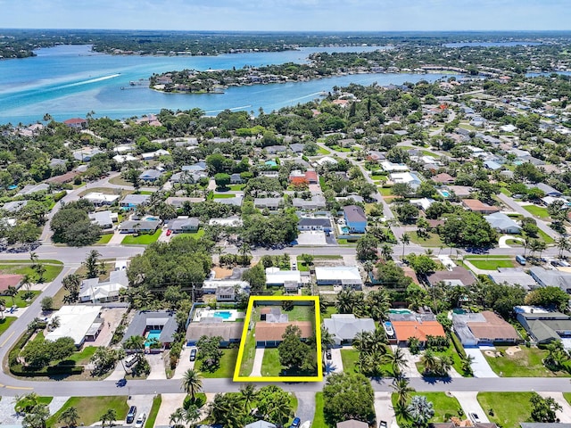 1522 Lance Rd, Jupiter, FL 33469 - aerial view of residential area featuring property boundaries highlighted and a nearby body of water