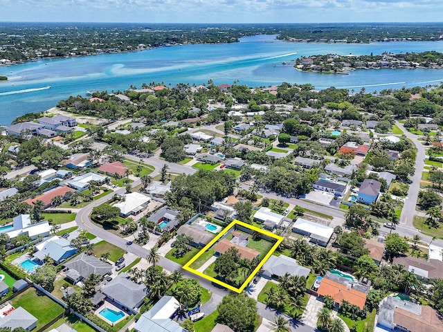 1522 Lance Rd, Jupiter, FL 33469 - aerial view of residential area with property parcel outlined and a large body of water