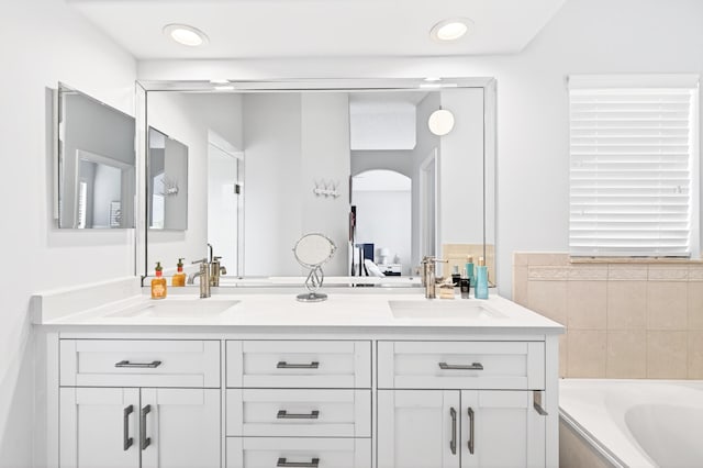 5086 Prairie Dunes Village Cir, Lake Worth, FL 33463 - ensuite bathroom with double vanity and a garden tub