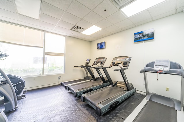 5086 Prairie Dunes Village Cir, Lake Worth, FL 33463 - exercise room featuring a drop ceiling and baseboards