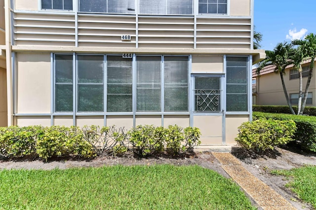 444 Saxony J, Delray Beach, FL 33446 - view of side of home