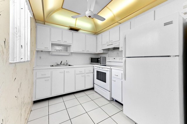 444 Saxony J, Delray Beach, FL 33446 - kitchen with white appliances, under cabinet range hood, light countertops, a ceiling fan, and white cabinets