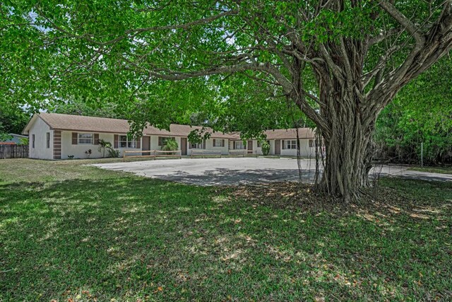 732 Neil Rd Unit 1-4, West Palm Beach, FL 33415 - view of yard