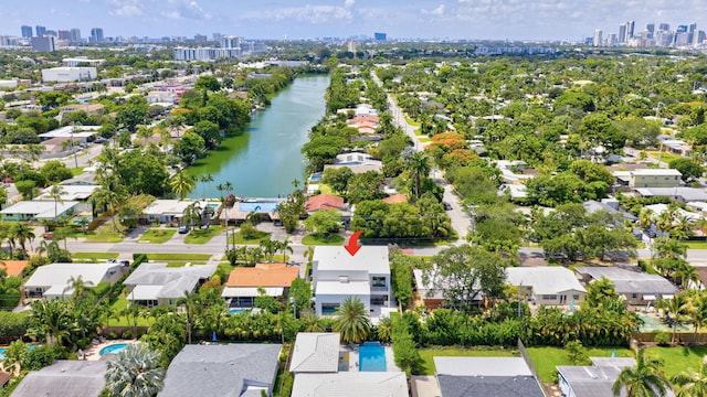 1807 NE 18th St, Fort Lauderdale, FL 33305 - aerial view of property and surrounding area featuring city skyline and nearby suburban area