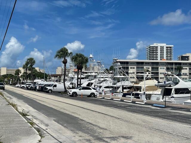 52 Yacht Club Dr Unit 103, North Palm Beach, FL 33408 - view of asphalt road