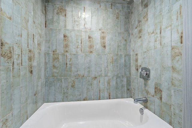 5203 S Indian River Dr, Fort Pierce, FL 34982 - bathroom with a tub