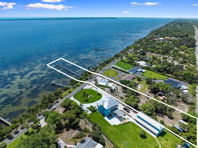 5203 S Indian River Dr, Fort Pierce, FL 34982 - view of property location with a nearby body of water and property boundaries highlighted